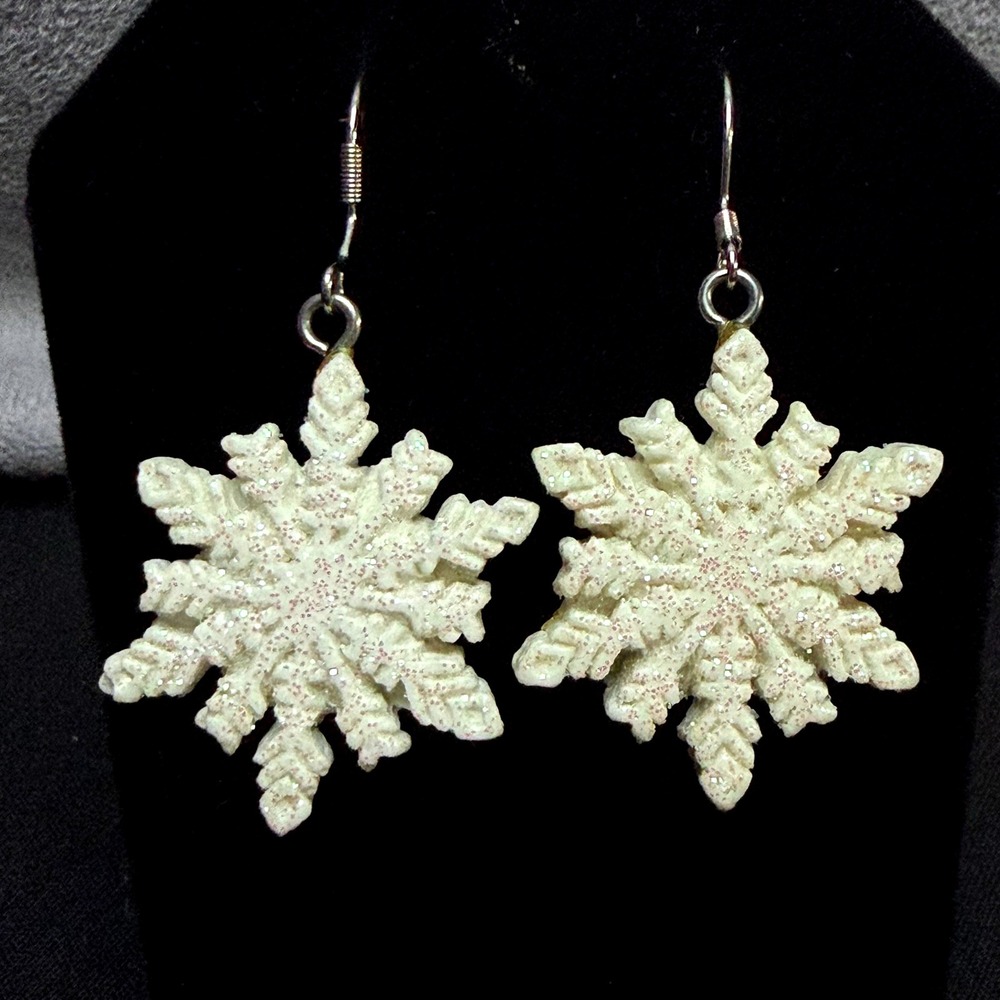 Snowflake Drop Earrings Womens OS White Glitter Winter‎ Holiday Festive